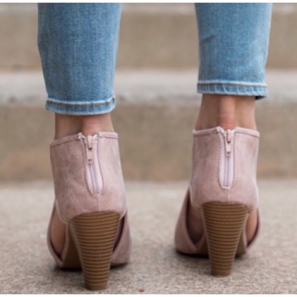 Distressed Blush peep toe booties with 3inch heel - Picture 3 of 3